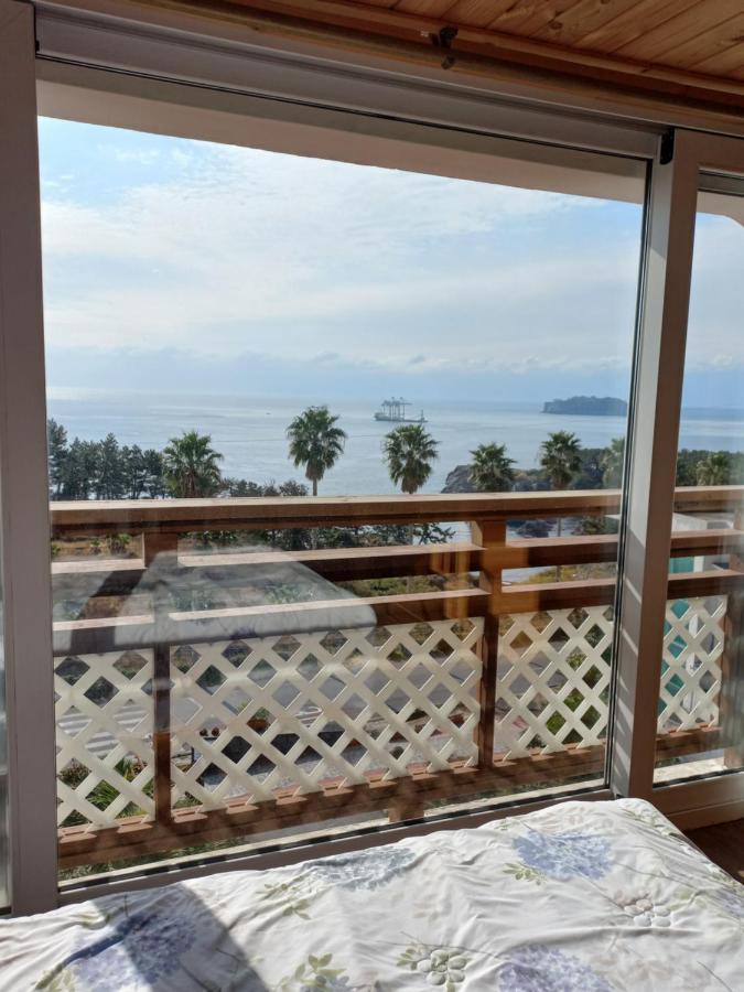Good Day Pension Σεογκουίπο Εξωτερικό φωτογραφία